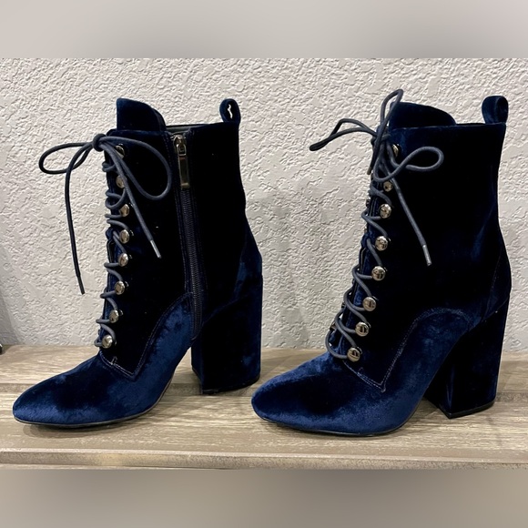 Kendall and Kylie Navy boots sz 6.5 - Picture 3 of 10